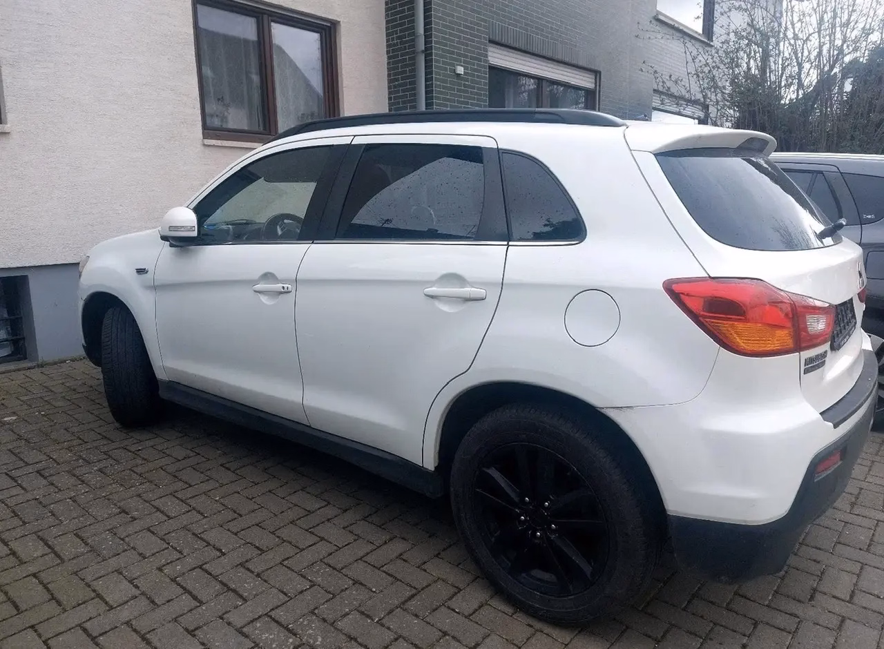 Mitsubishi ASX
