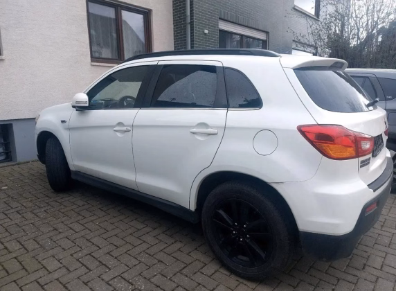 Mitsubishi ASX