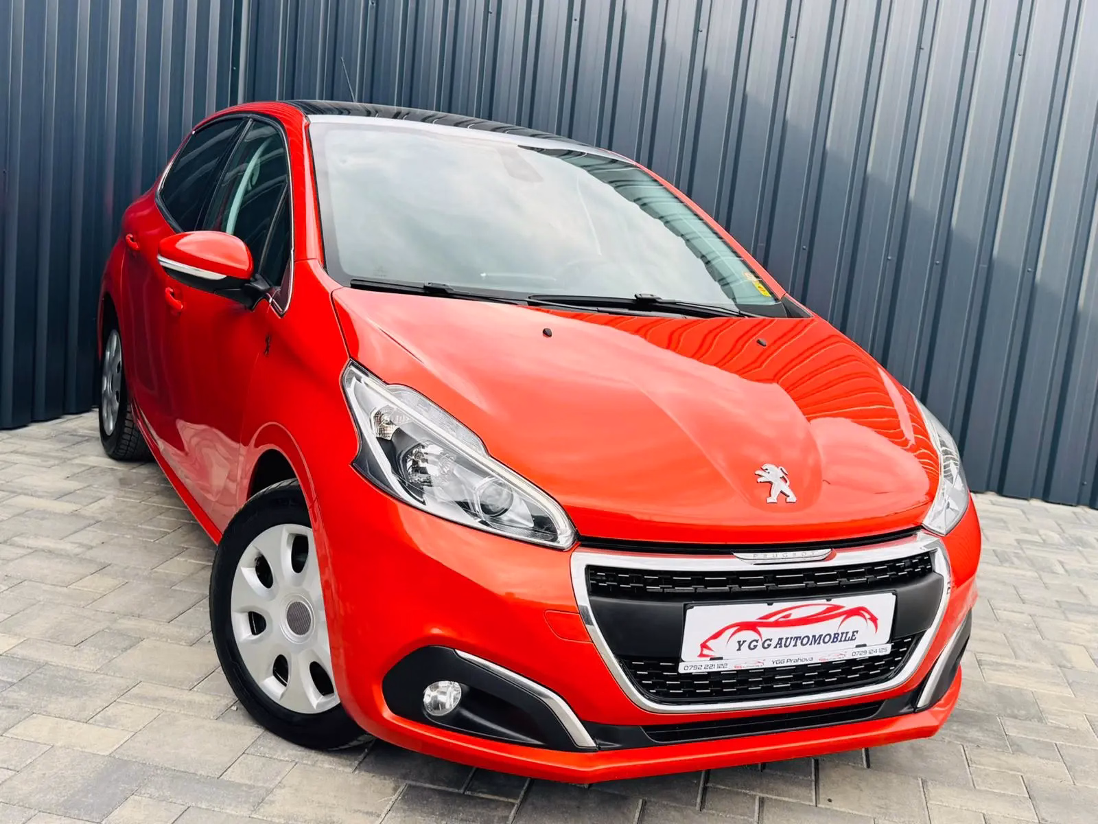 Peugeot 208