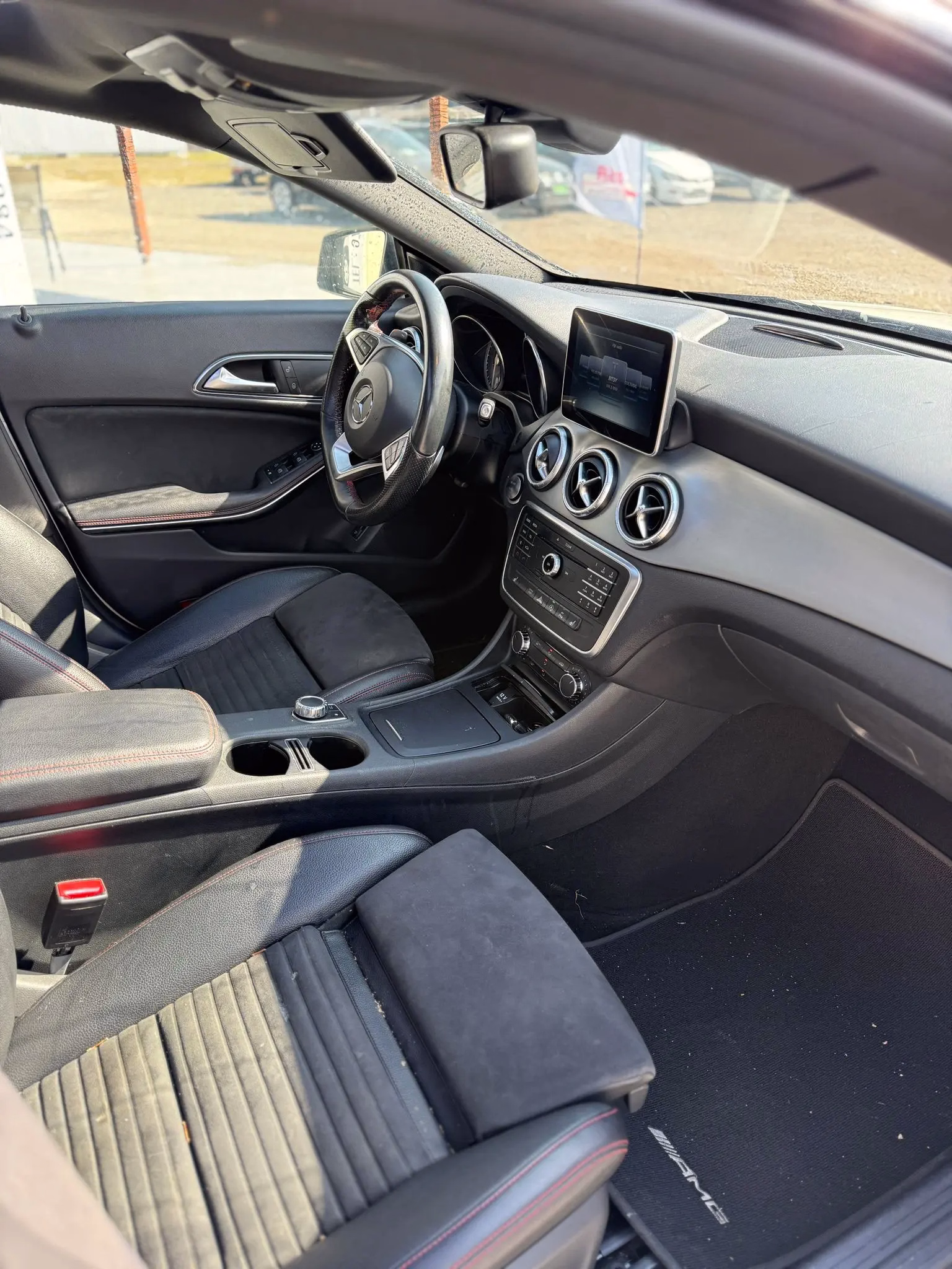 Mercedes-Benz CLA 180