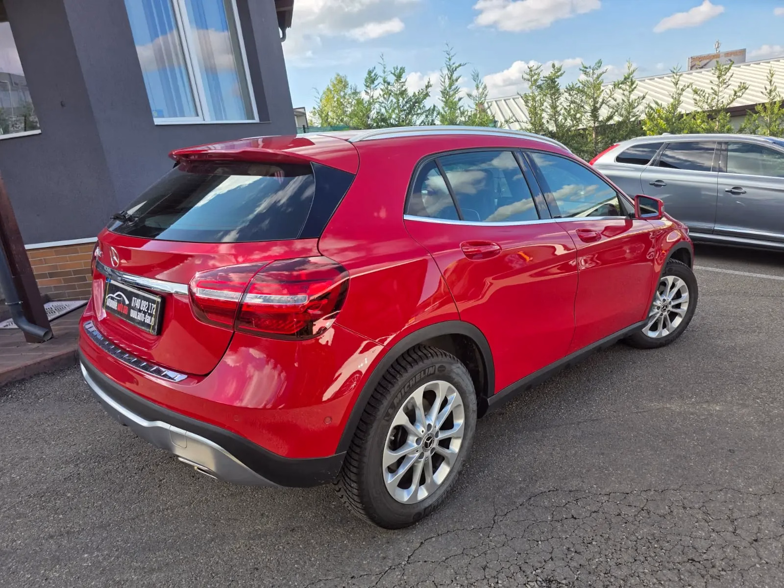 Mercedes-Benz GLA 180