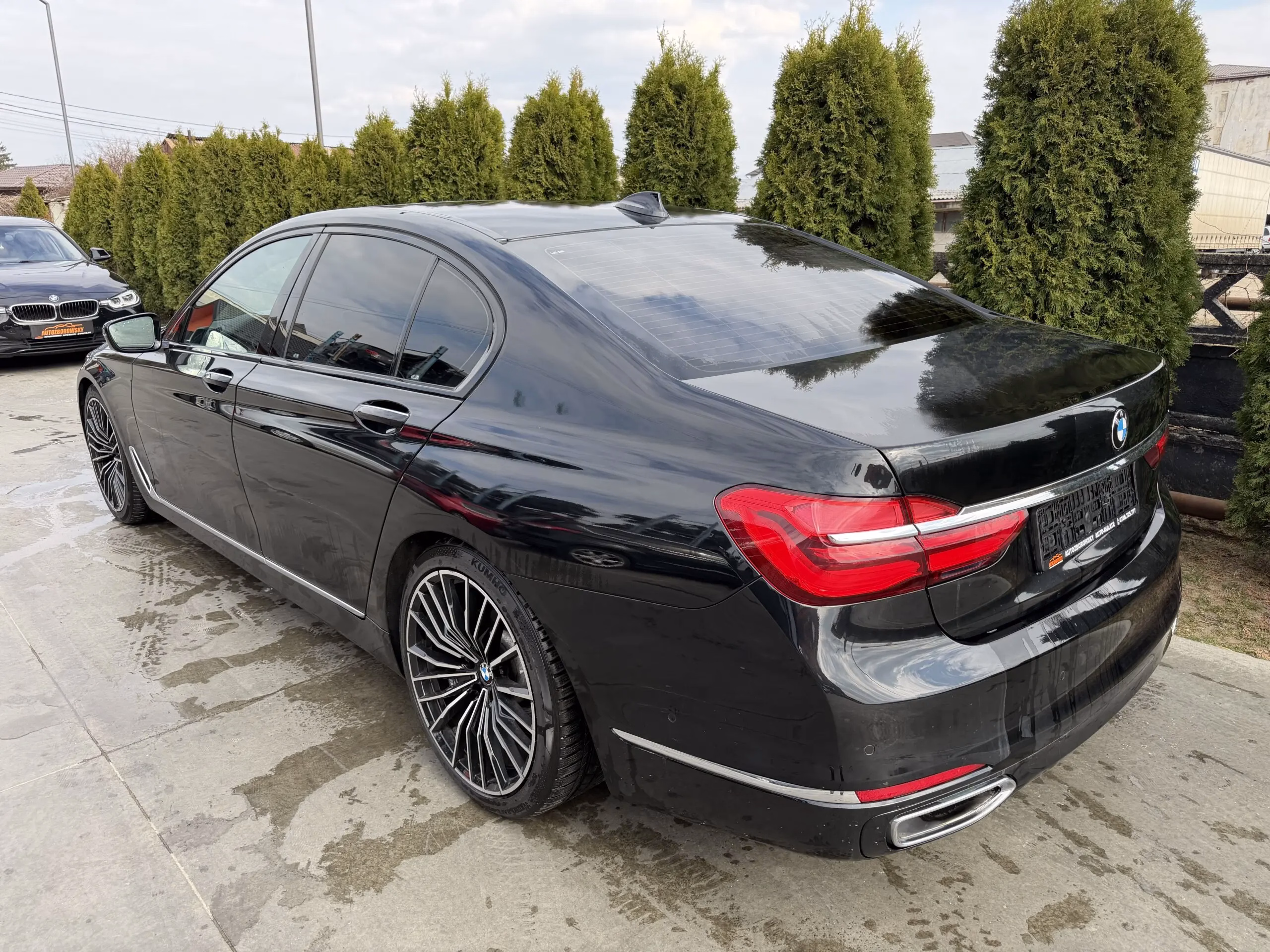 BMW 730