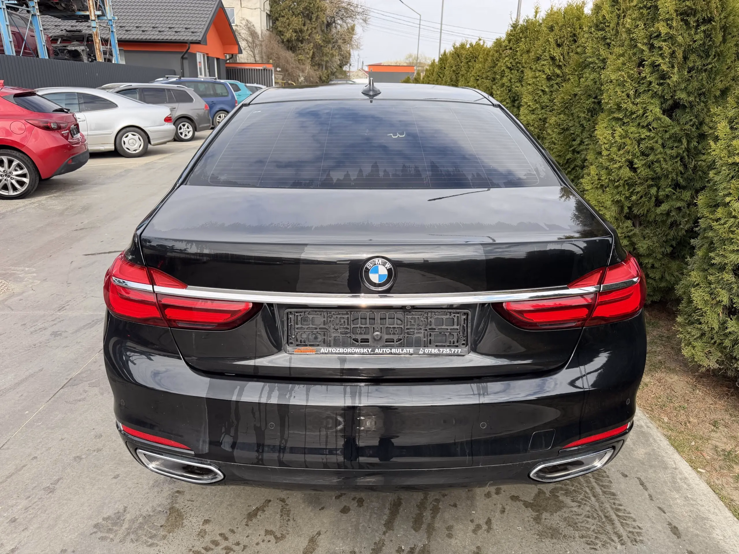 BMW 730
