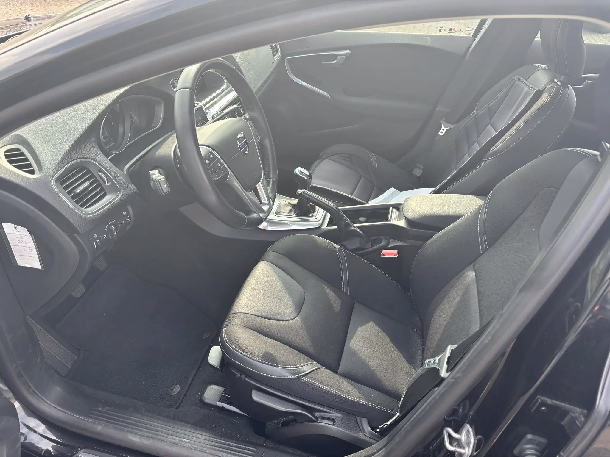 Volvo V40