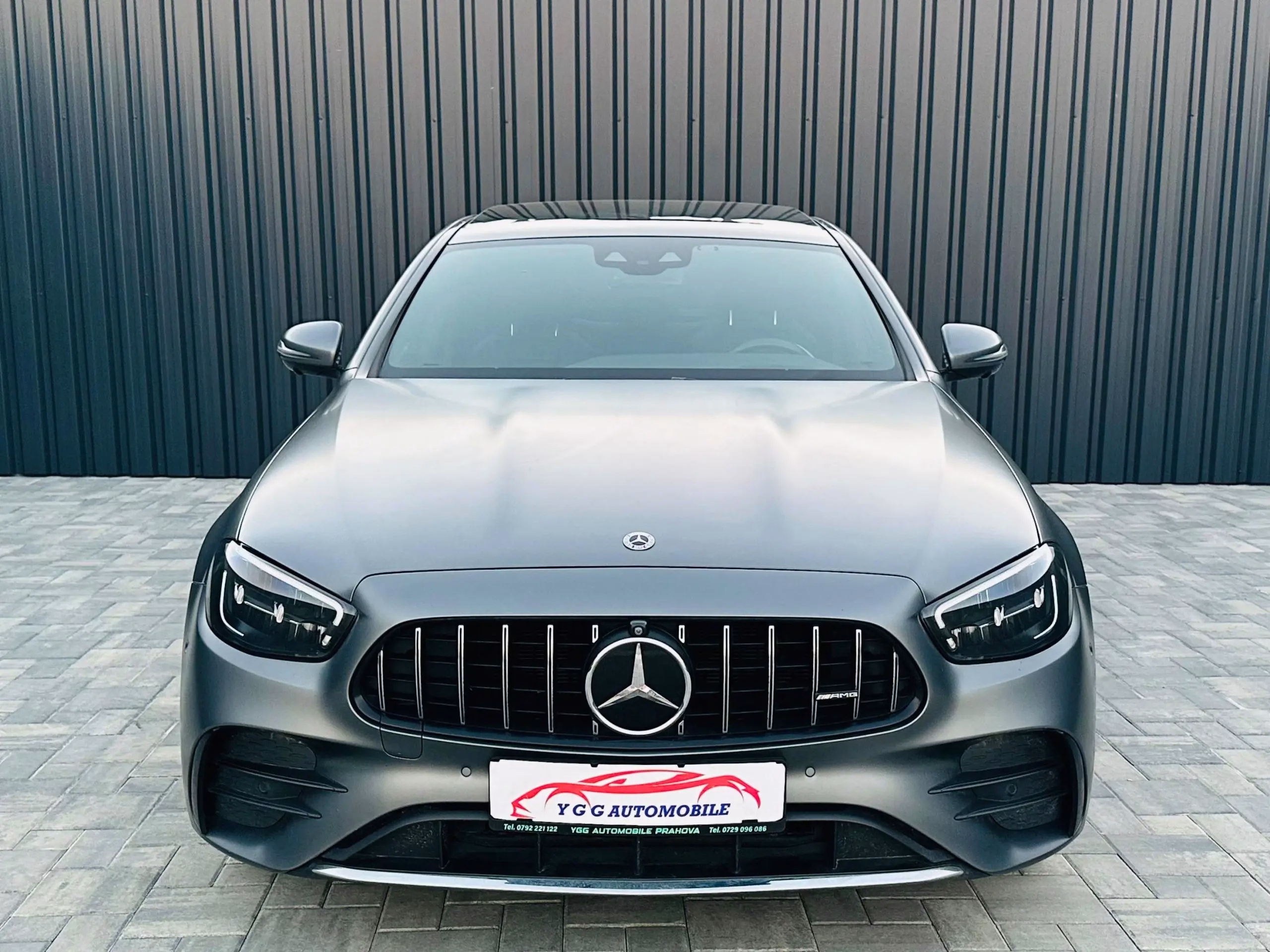 Mercedes-Benz E 300