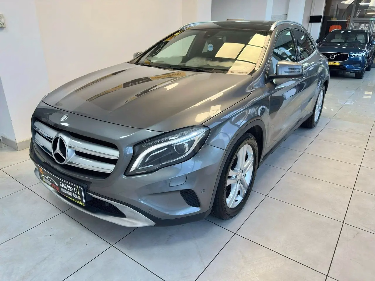 Mercedes-Benz GLA 220