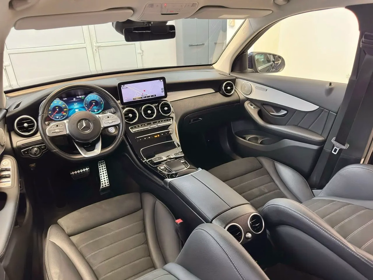 Mercedes-Benz GLC 300