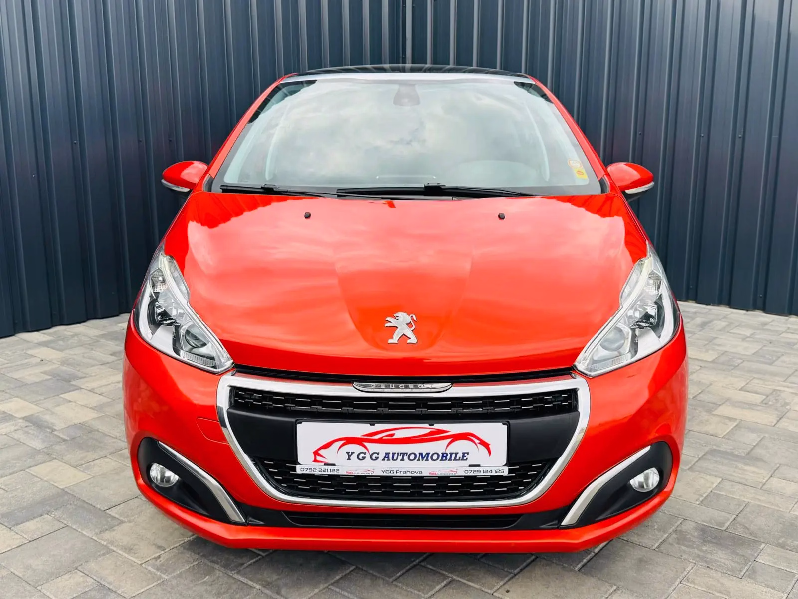Peugeot 208