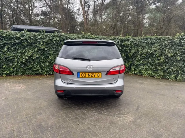 Mazda 5
