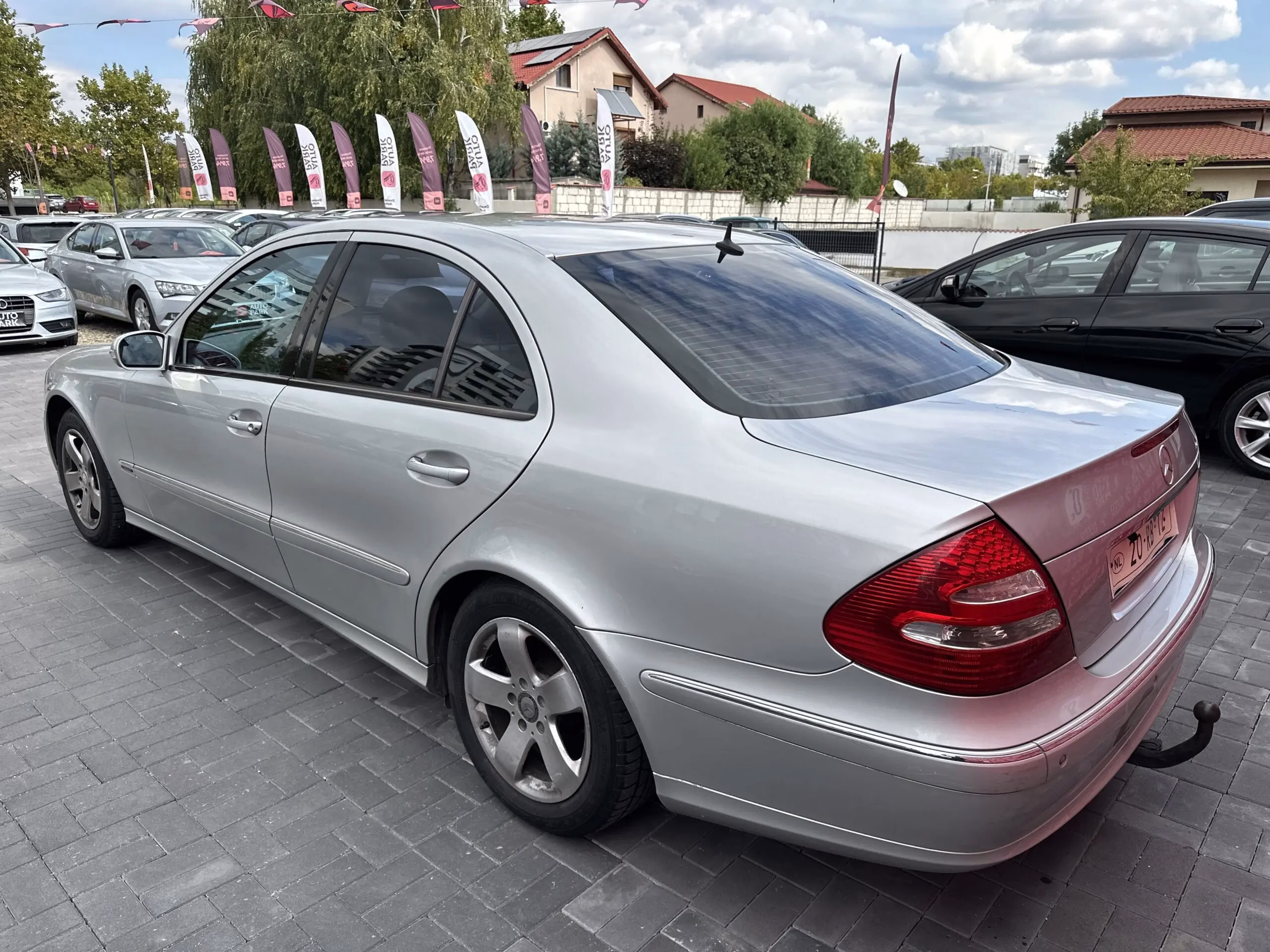 Mercedes-Benz E 220