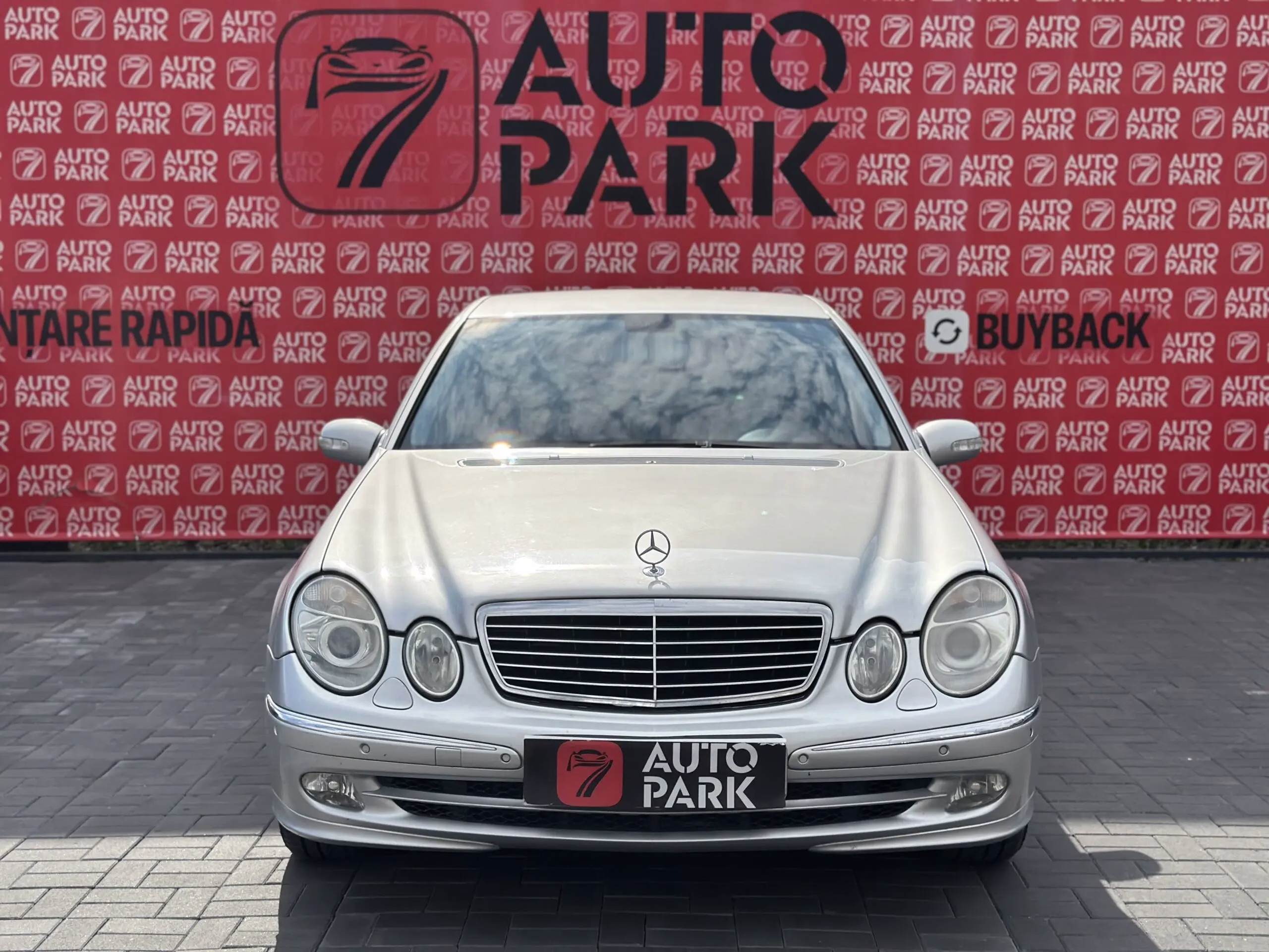 Mercedes-Benz E 220