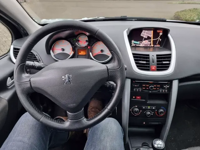Peugeot 207