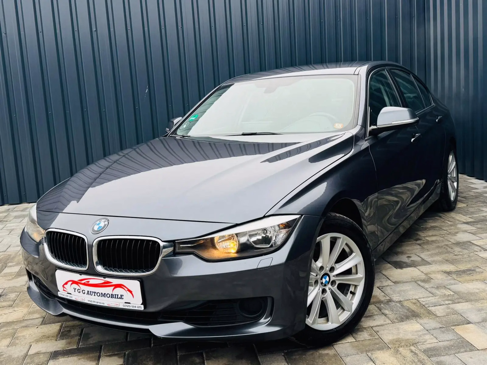 BMW 320