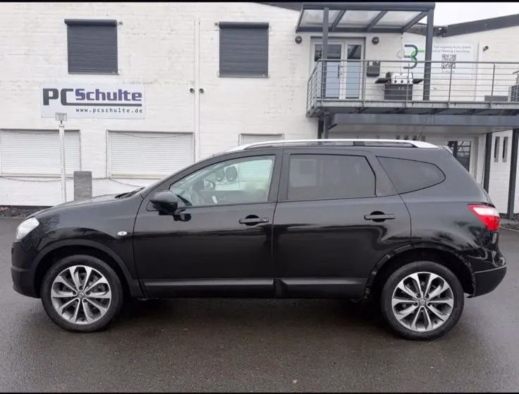 Nissan Qashqai+2
