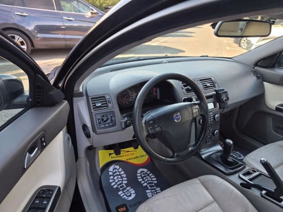 Volvo S40