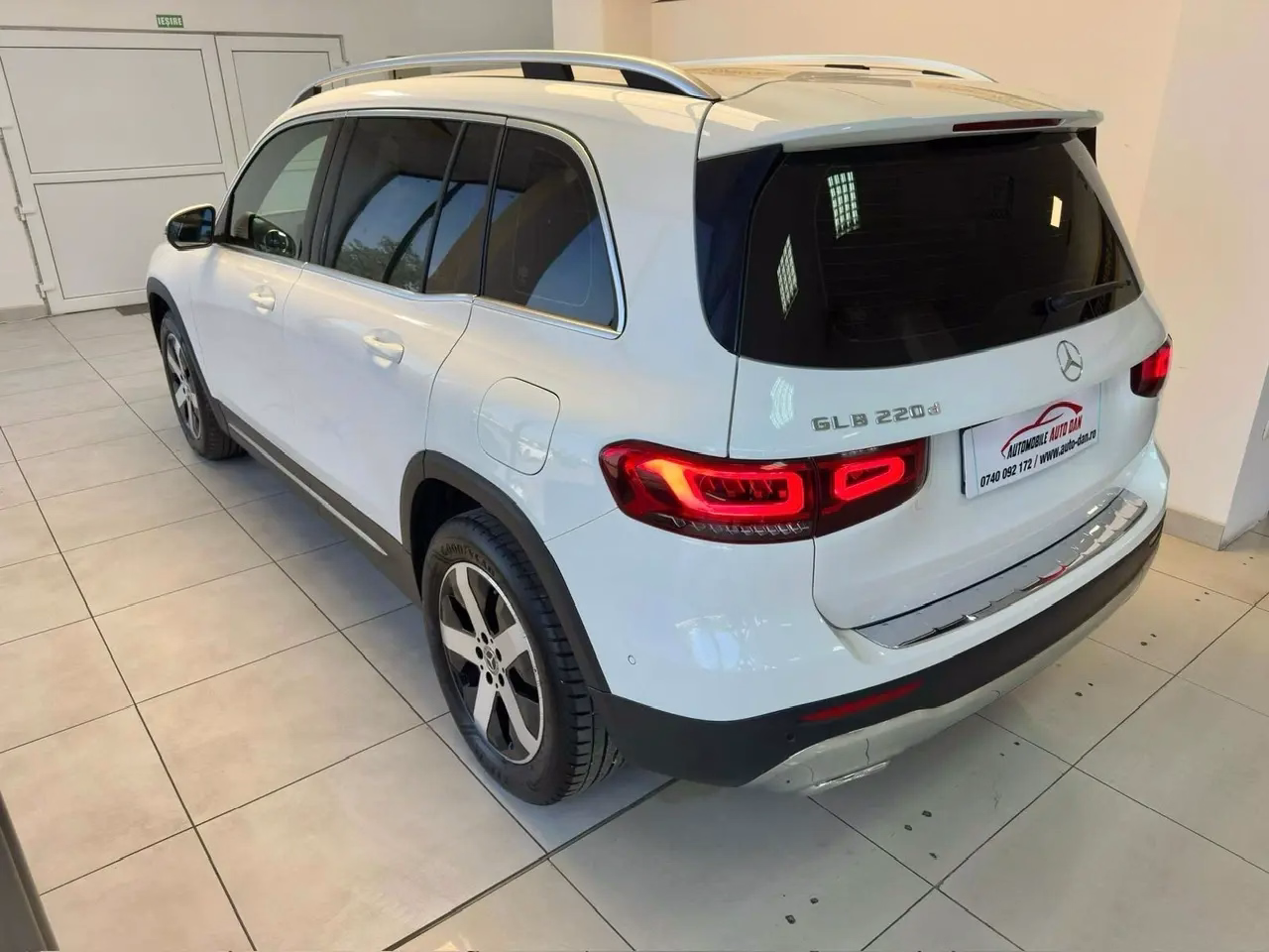 Mercedes-Benz GLB 220