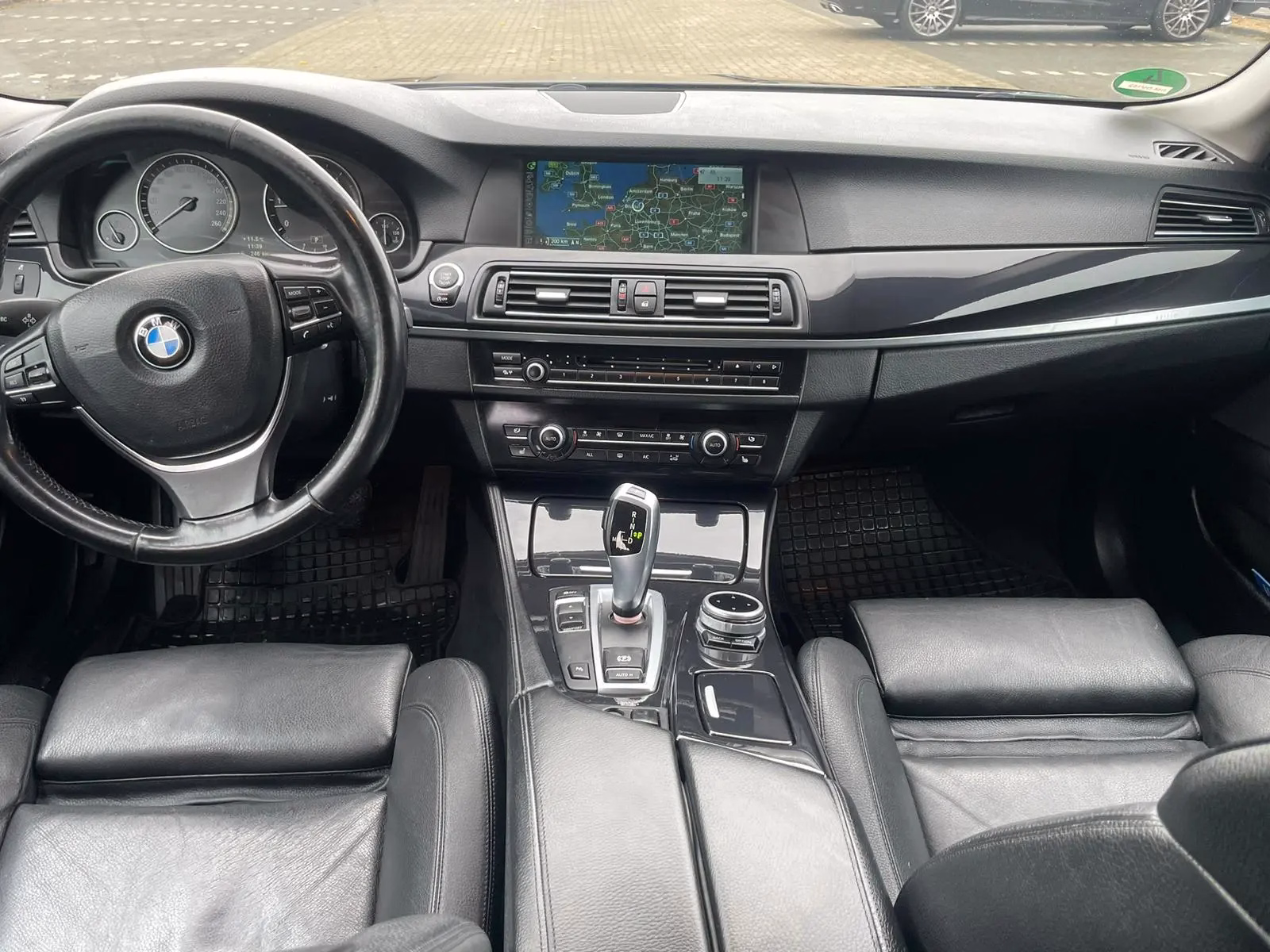 BMW 520