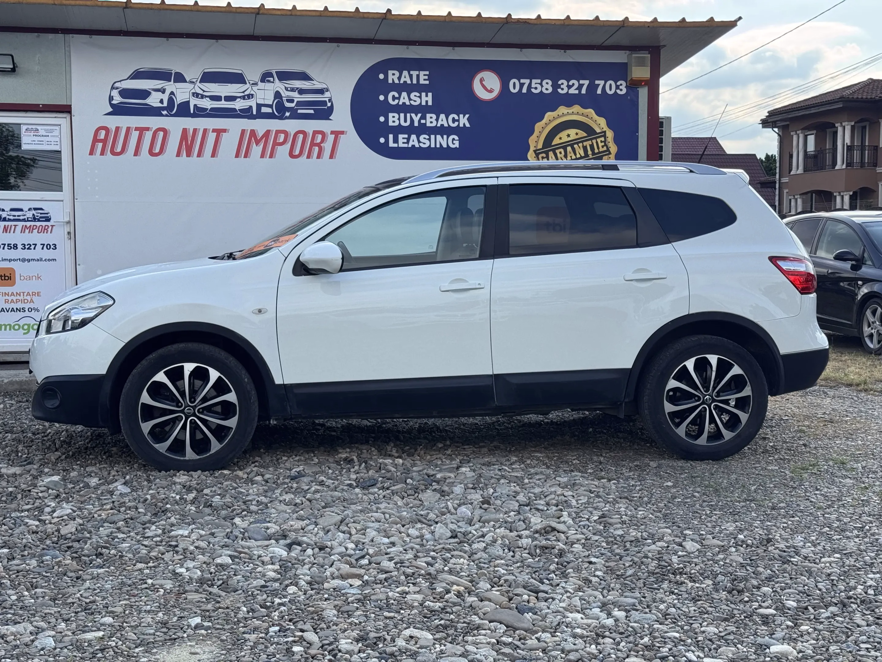 Nissan Qashqai+2