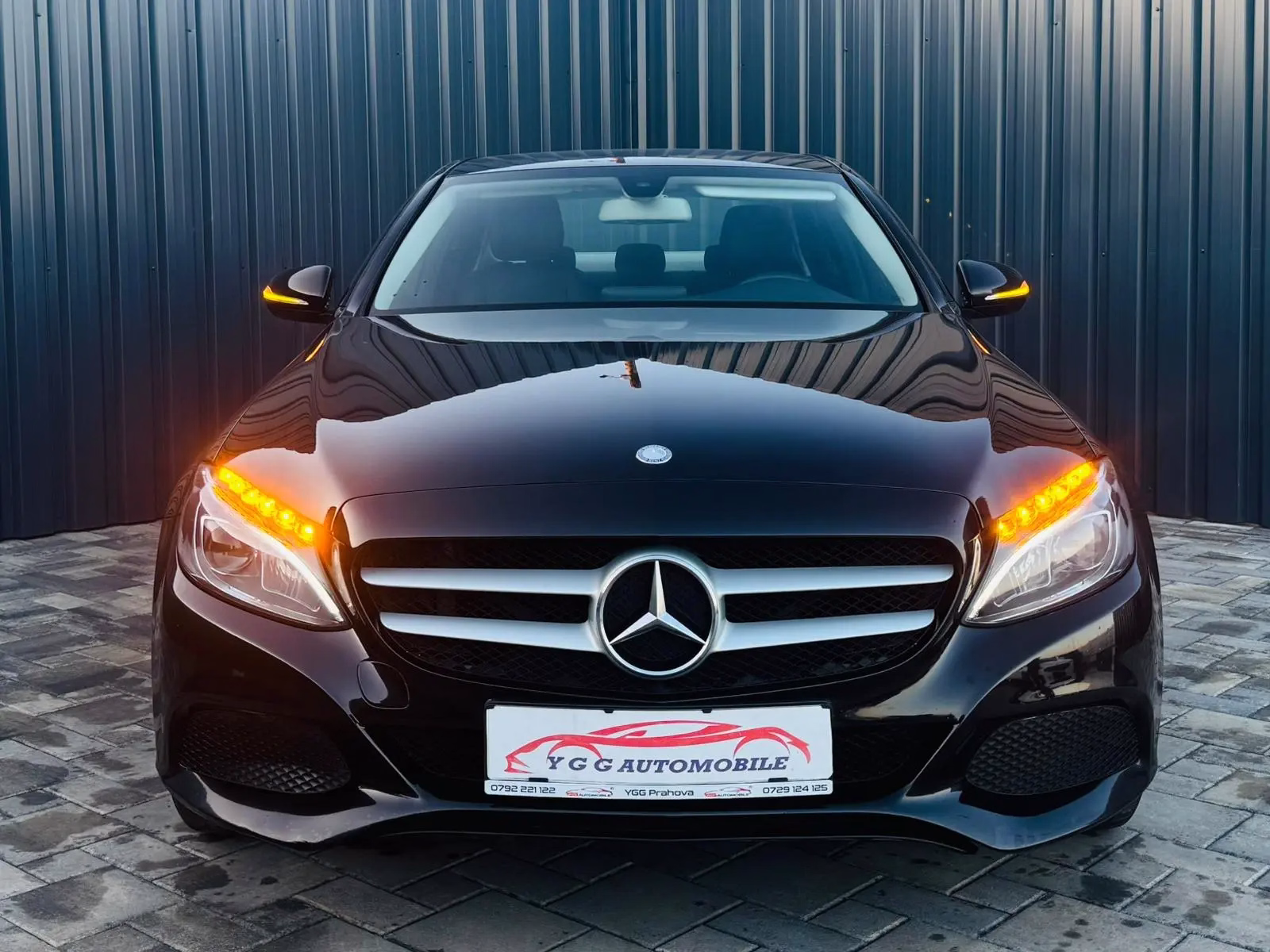 Mercedes-Benz C 220