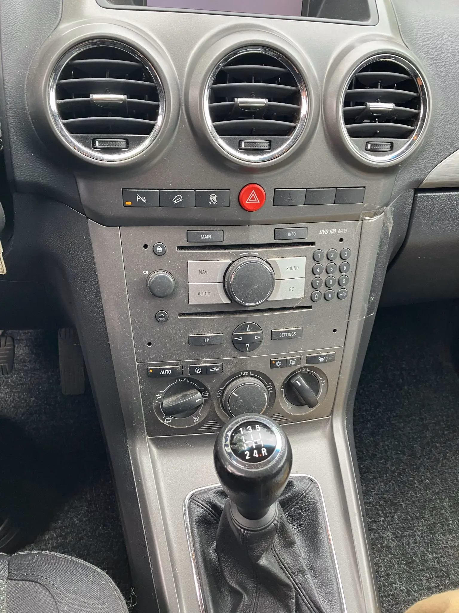 Opel Antara