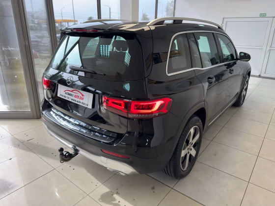 Mercedes-Benz GLB 200