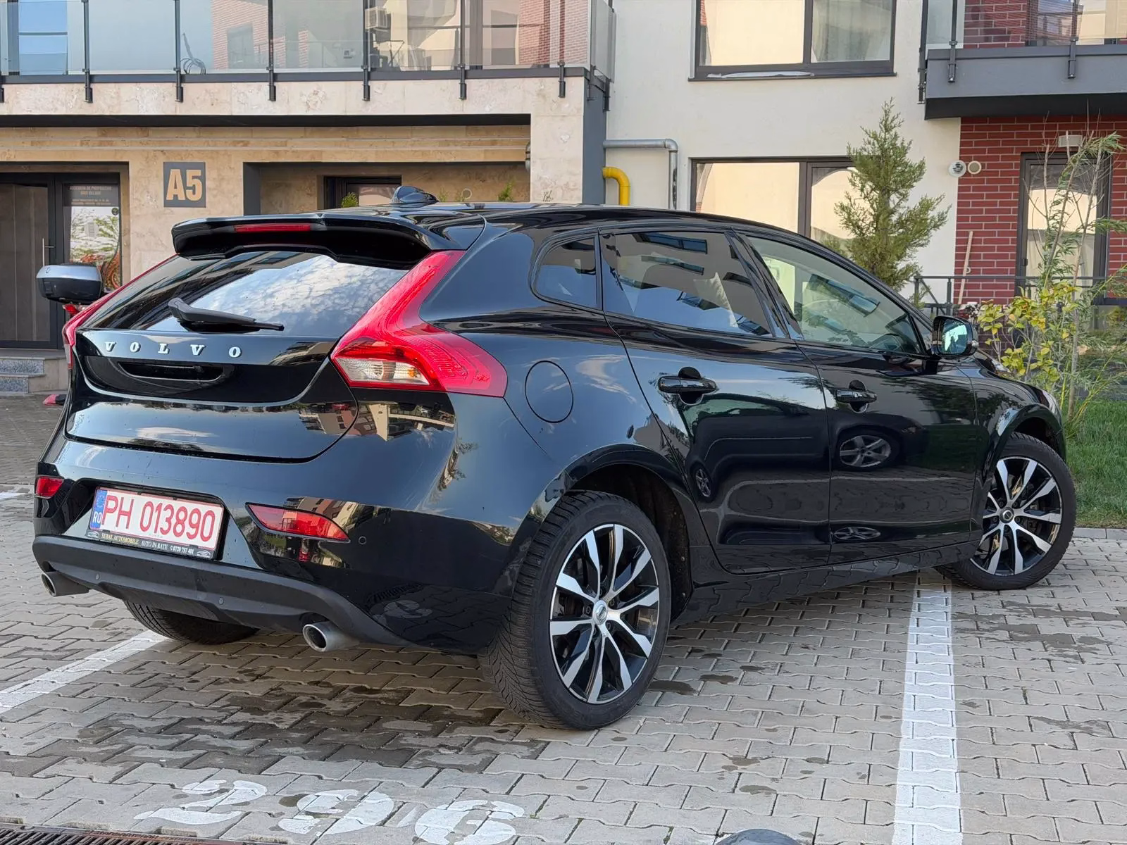 Volvo V40