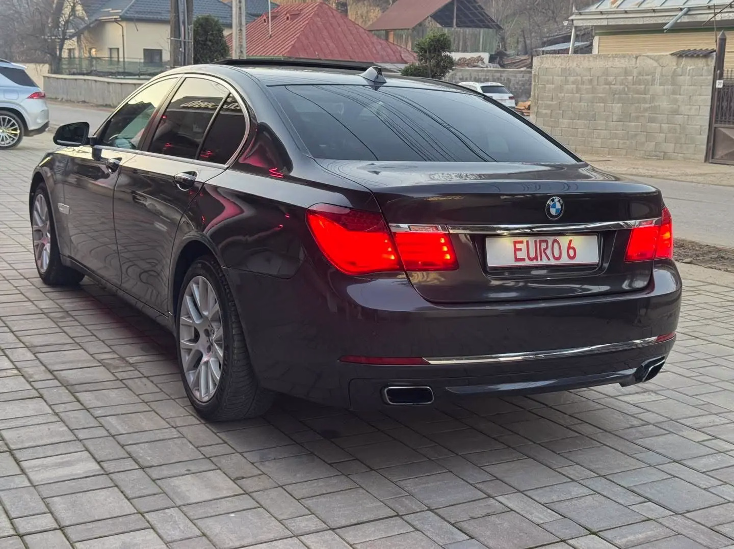BMW 740