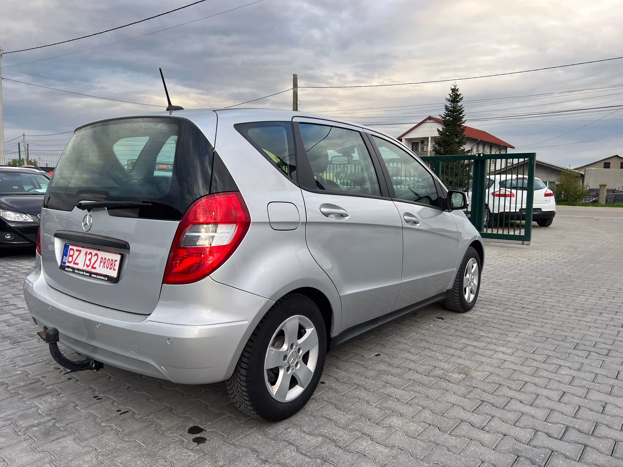 Mercedes-Benz A 180