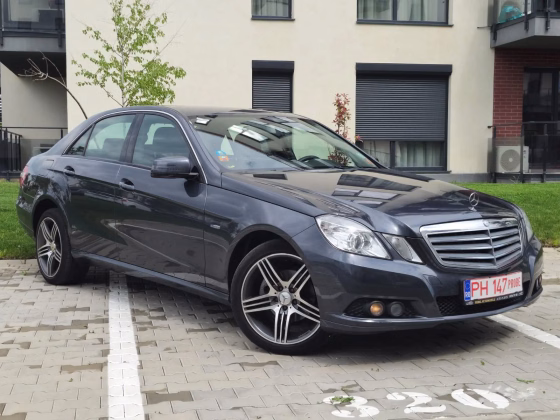 Mercedes-Benz E 220