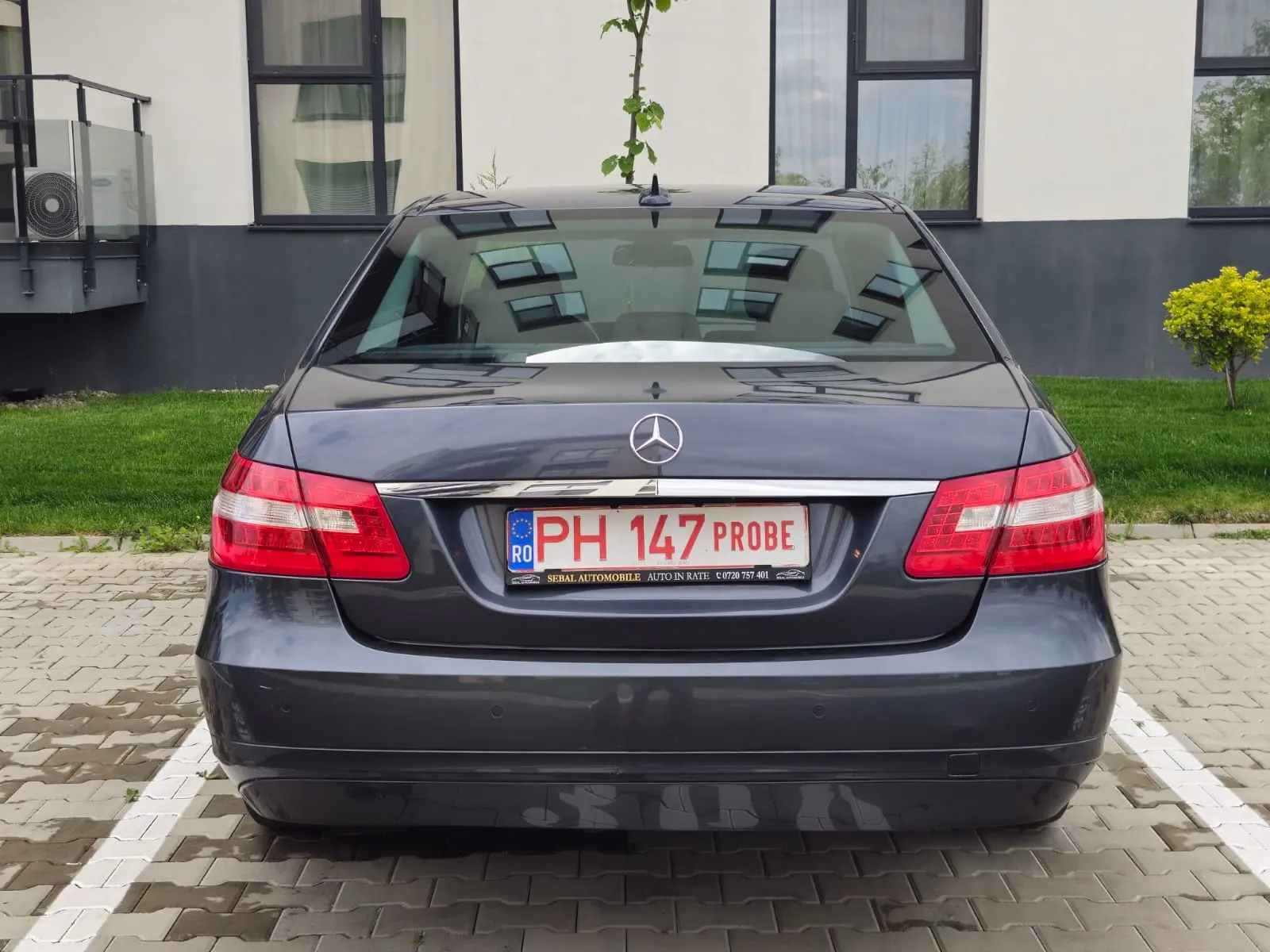 Mercedes-Benz E 220