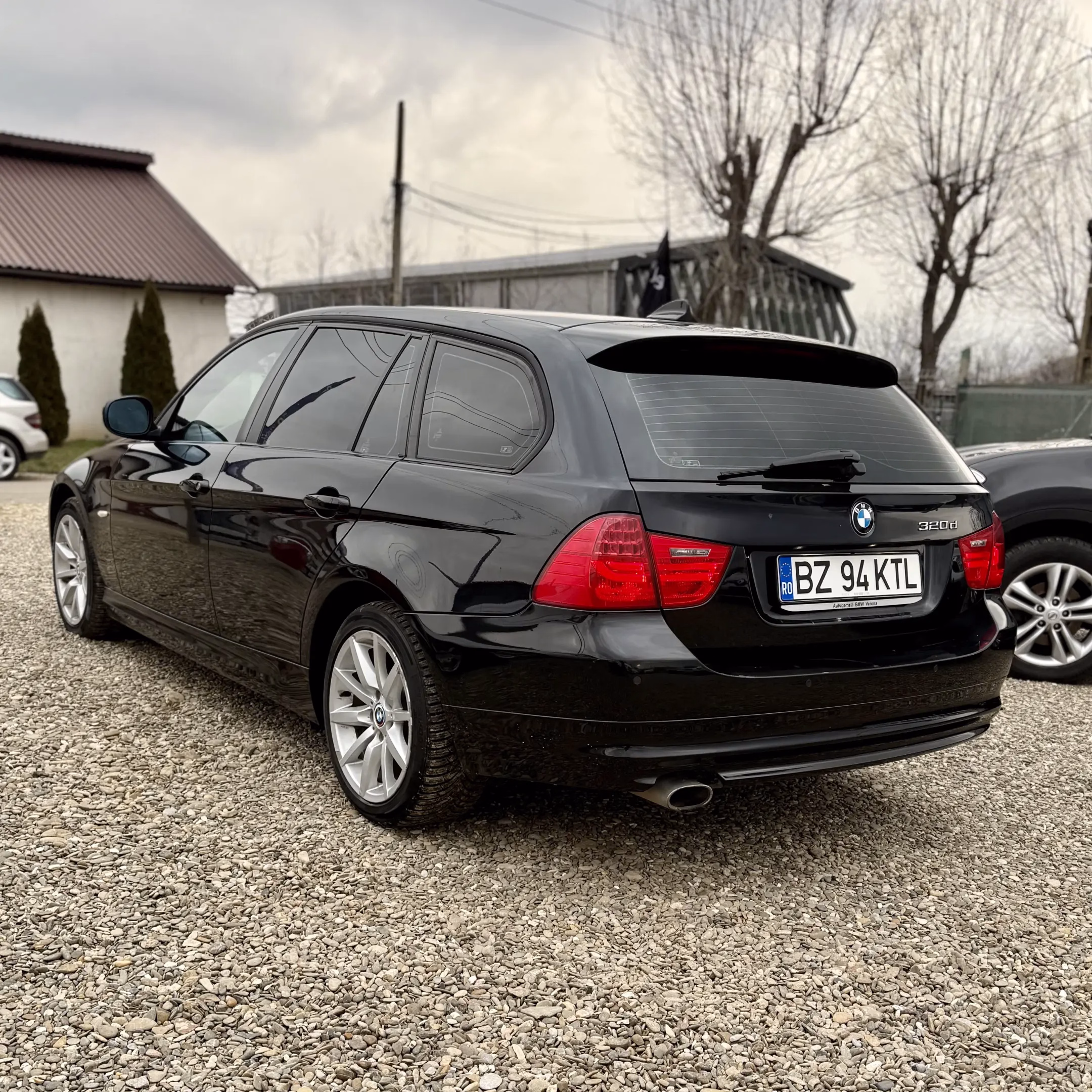 BMW 320