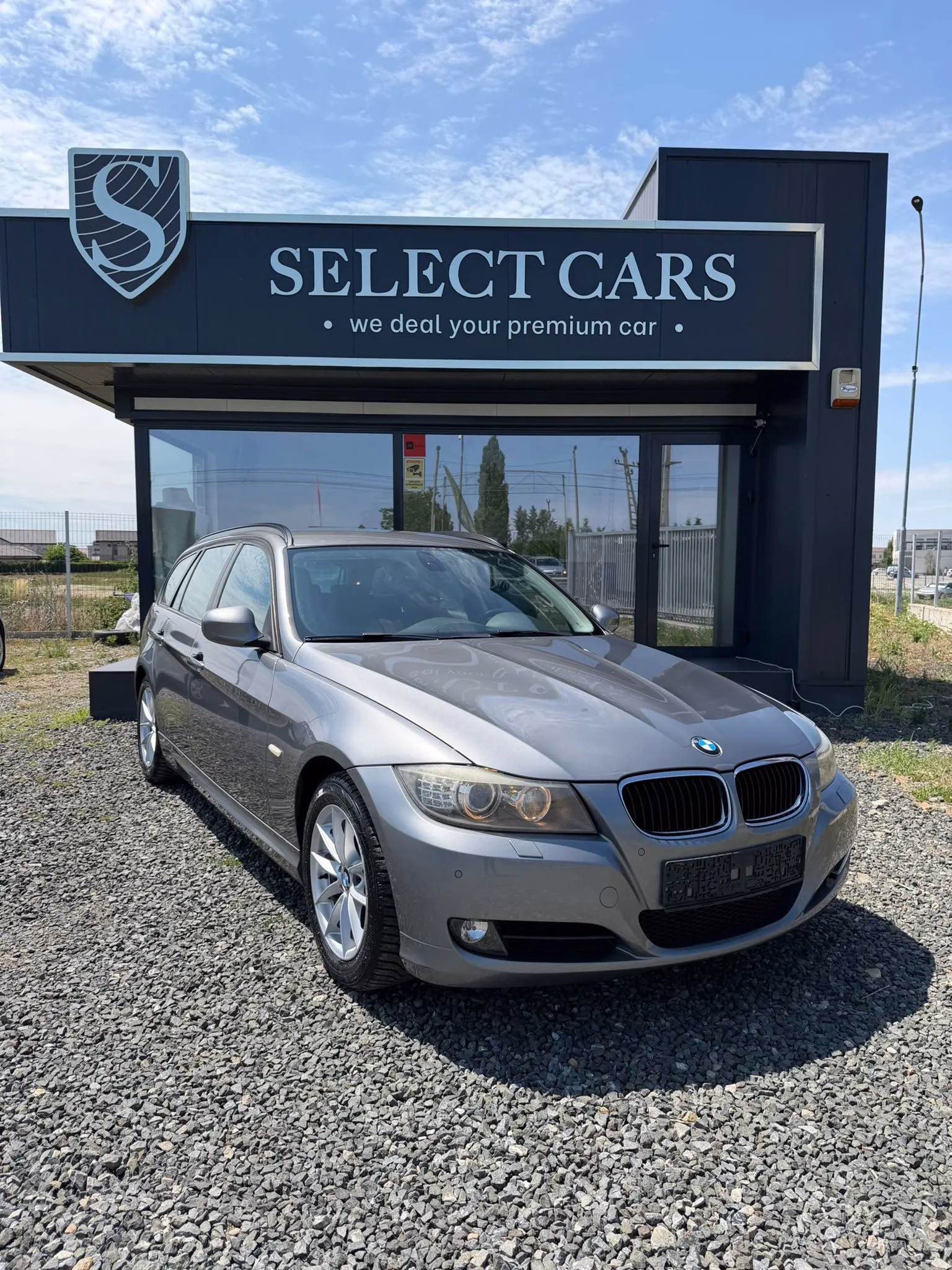 BMW 320