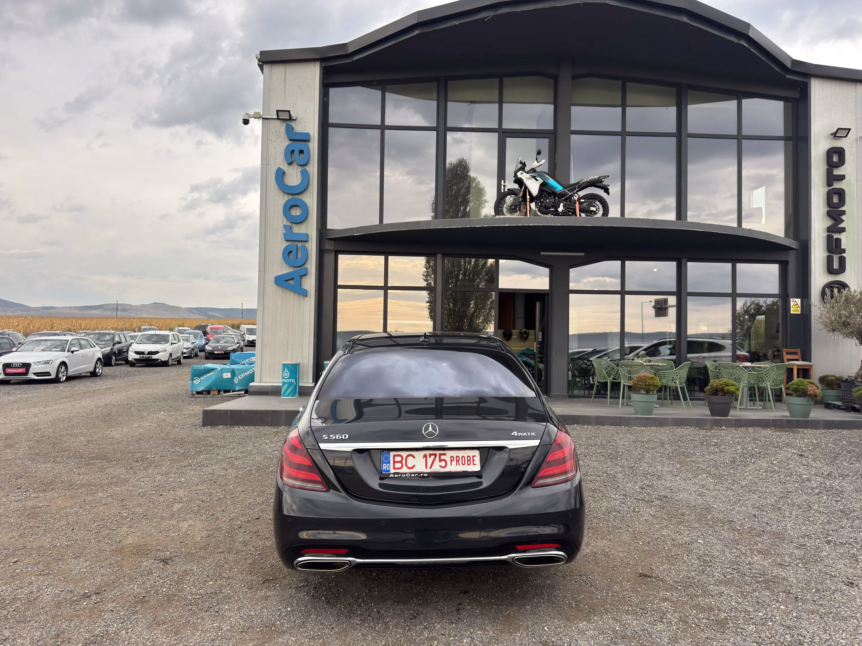 Mercedes-Benz S 560