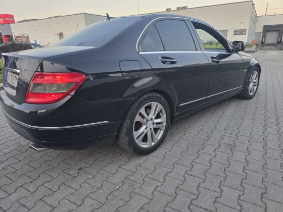 Mercedes-Benz C 320