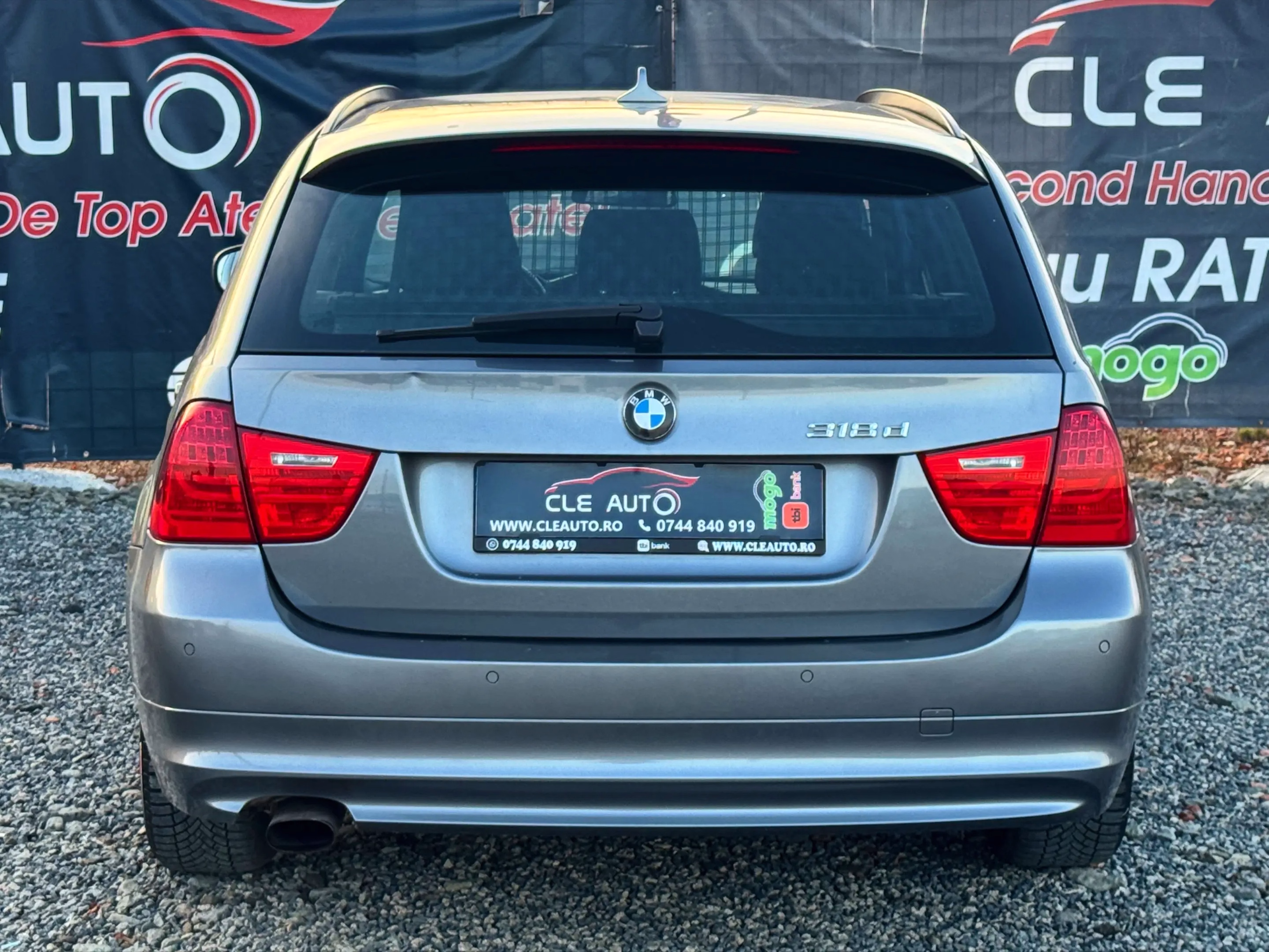 BMW 320
