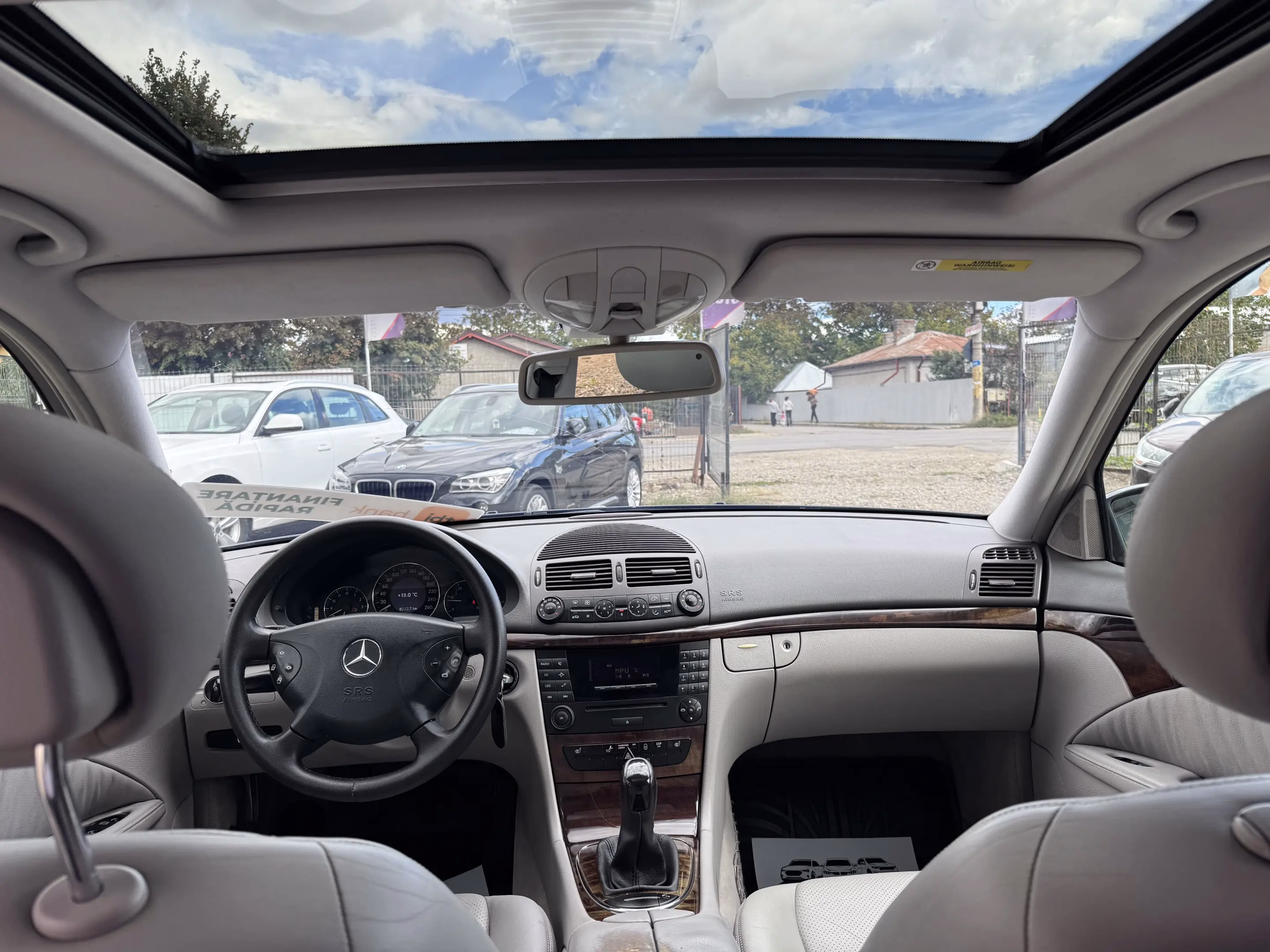 Mercedes-Benz E 200