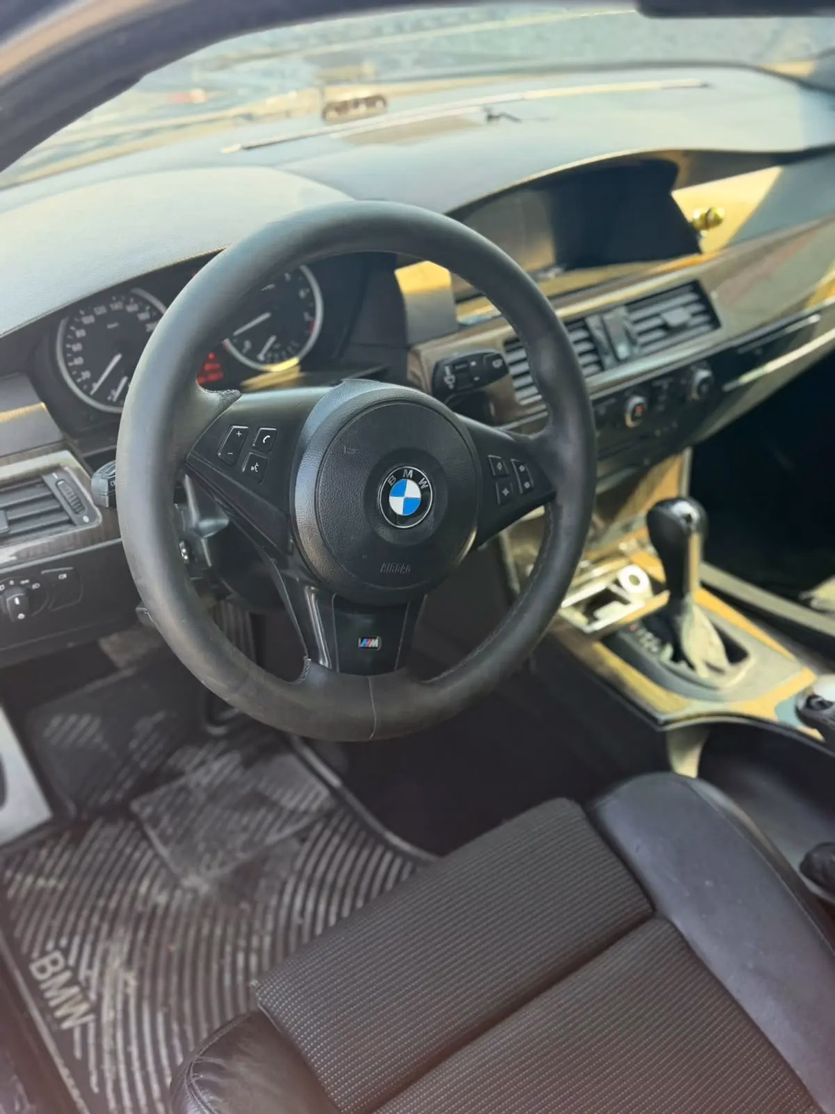 BMW 525
