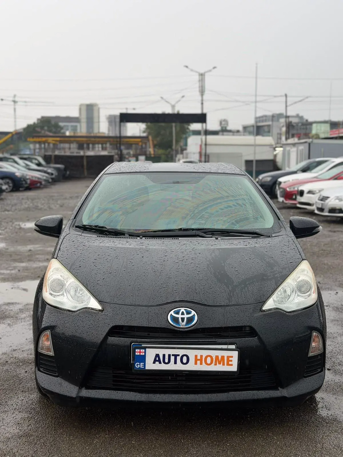 Toyota Aqua / Prius c