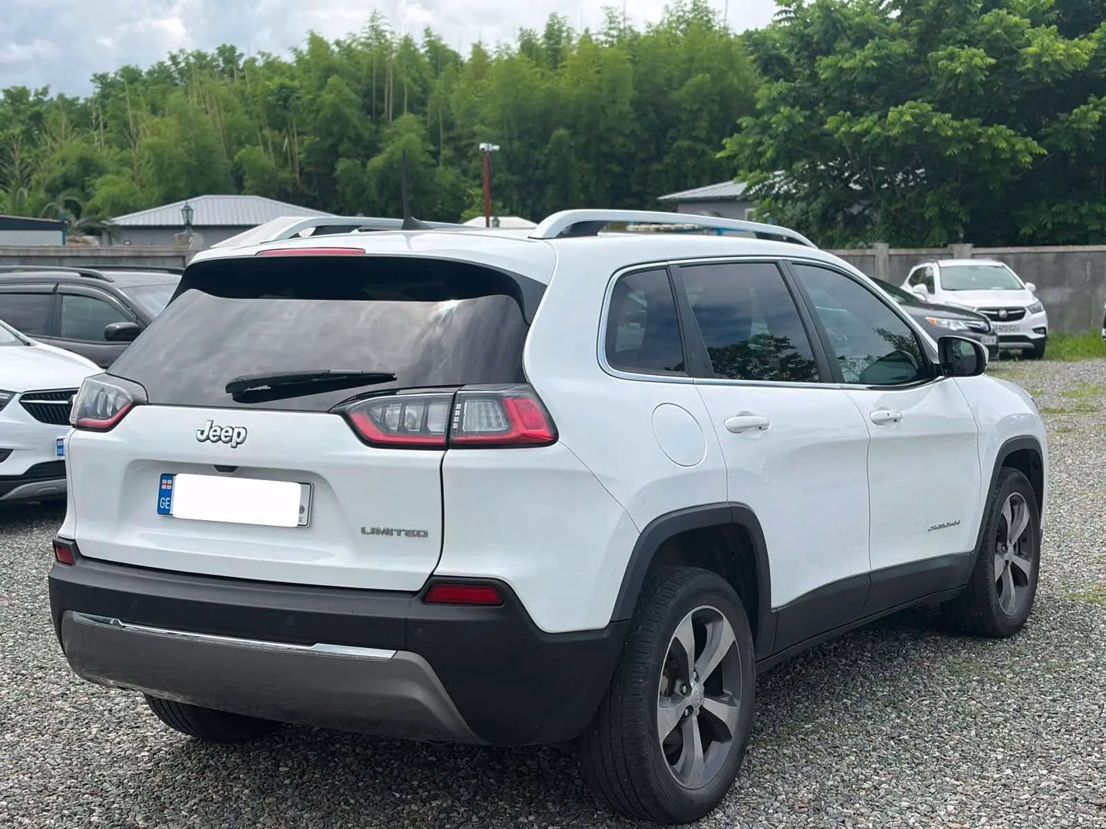 Jeep Cherokee