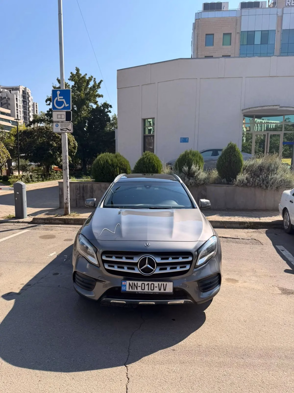 Mercedes-Benz GLA 250