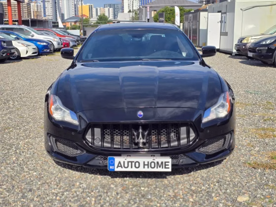 Maserati Quattroporte