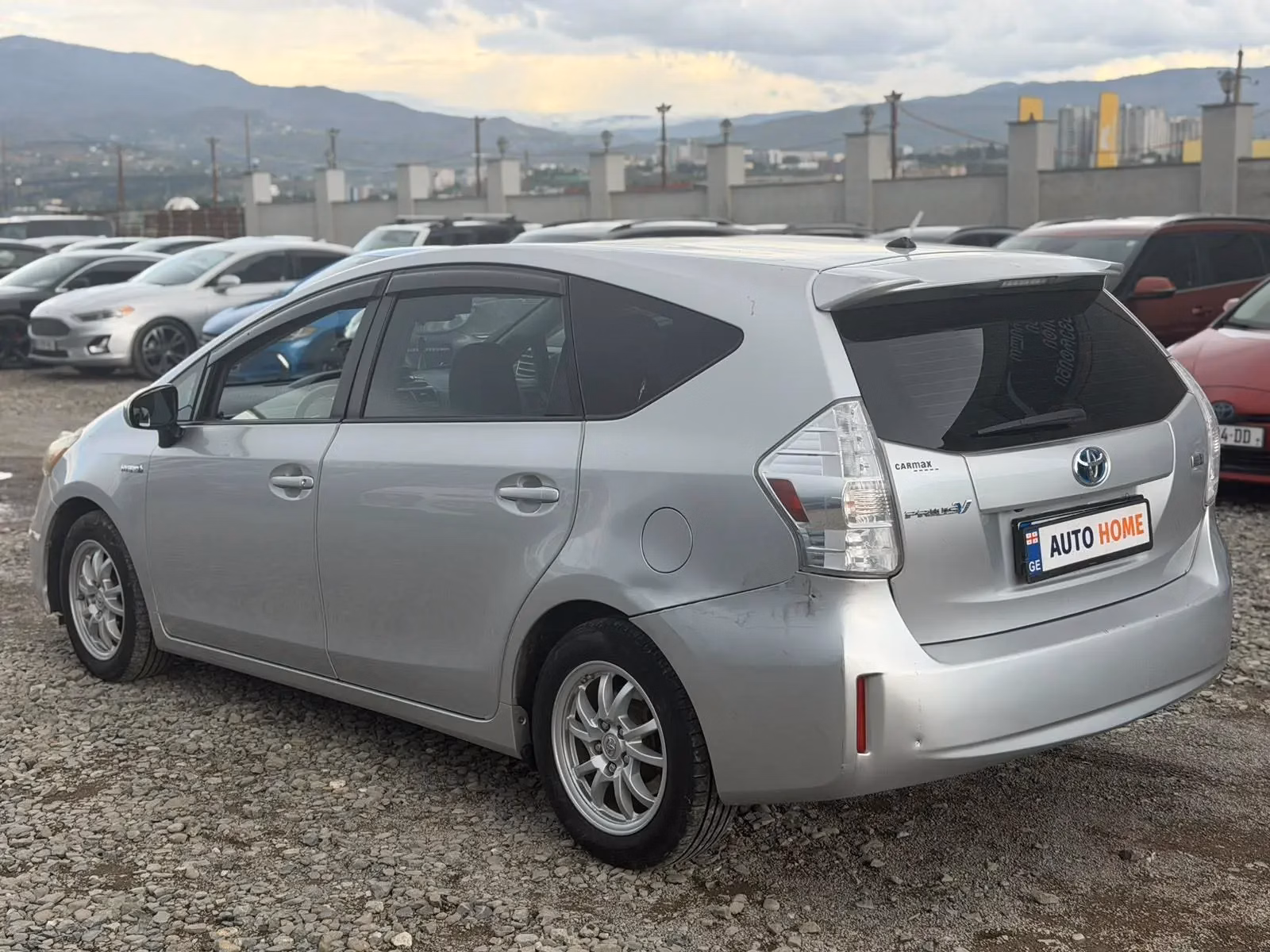 Toyota Prius+