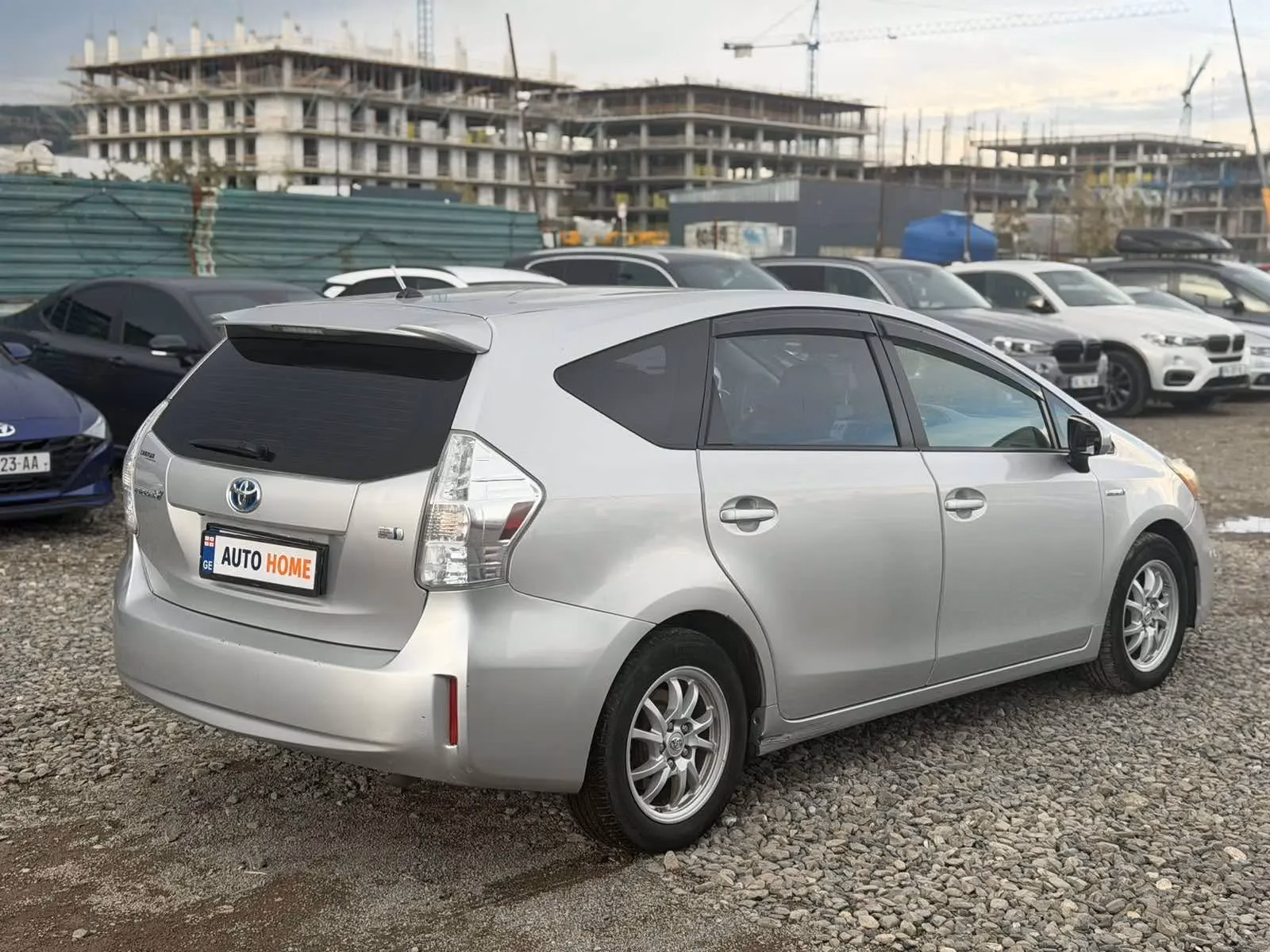 Toyota Prius+