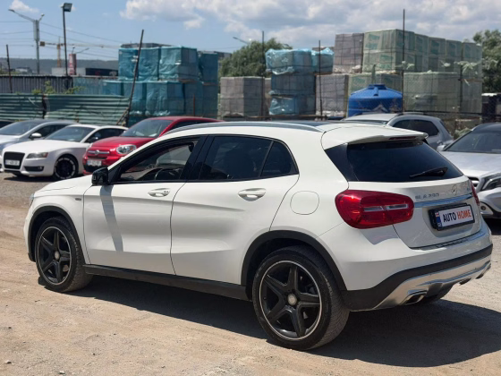 Mercedes-Benz GLA 250