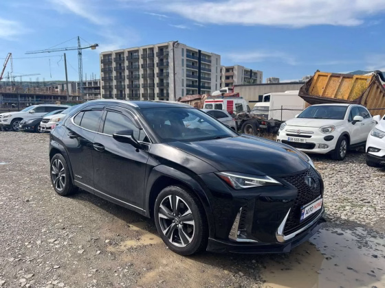 Lexus UX