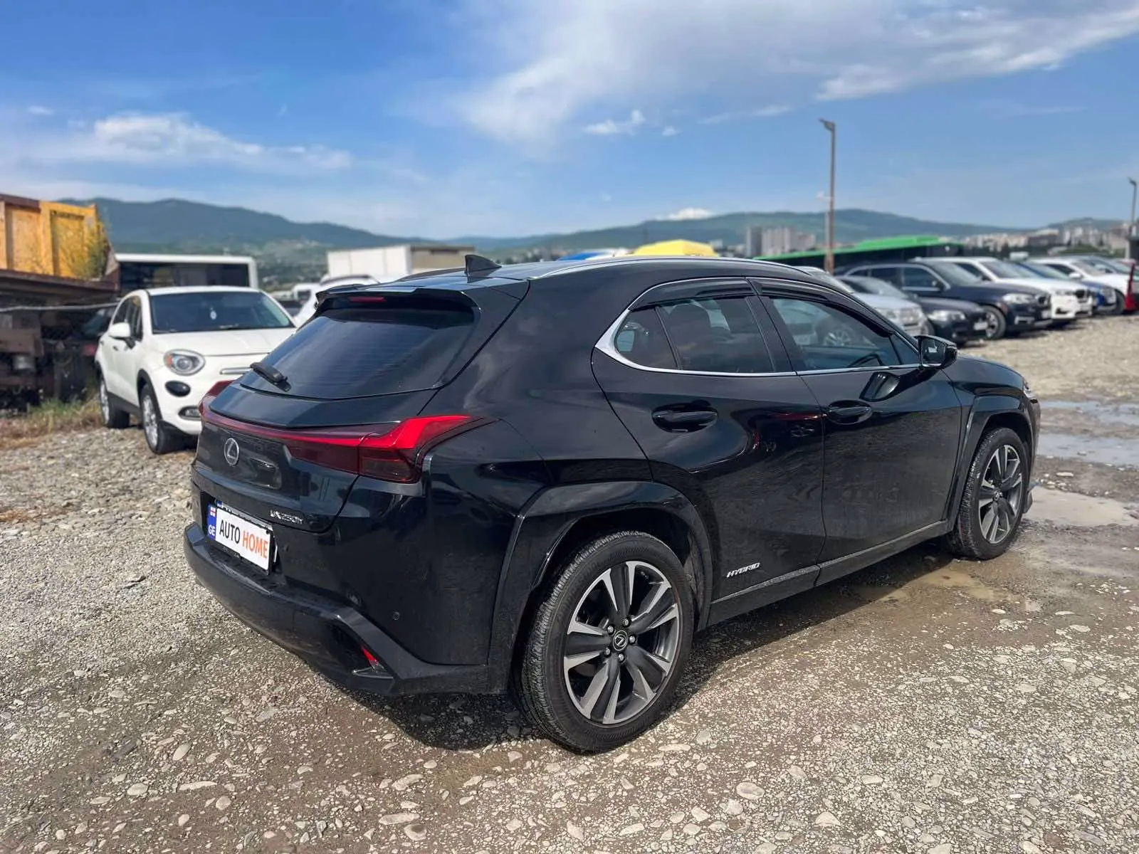 Lexus UX