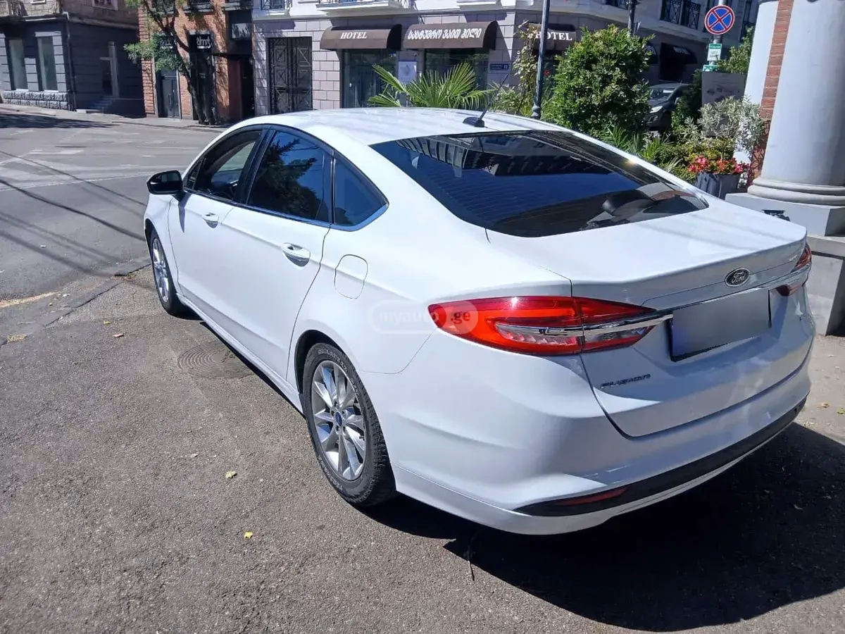 Ford Fusion