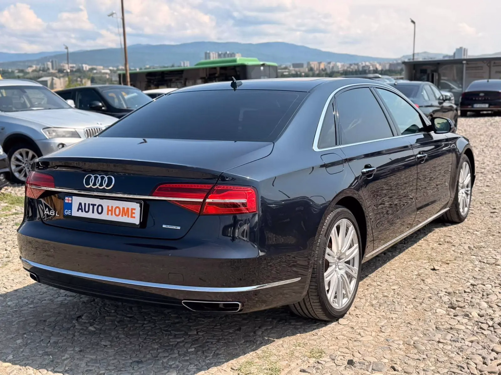 Audi A8