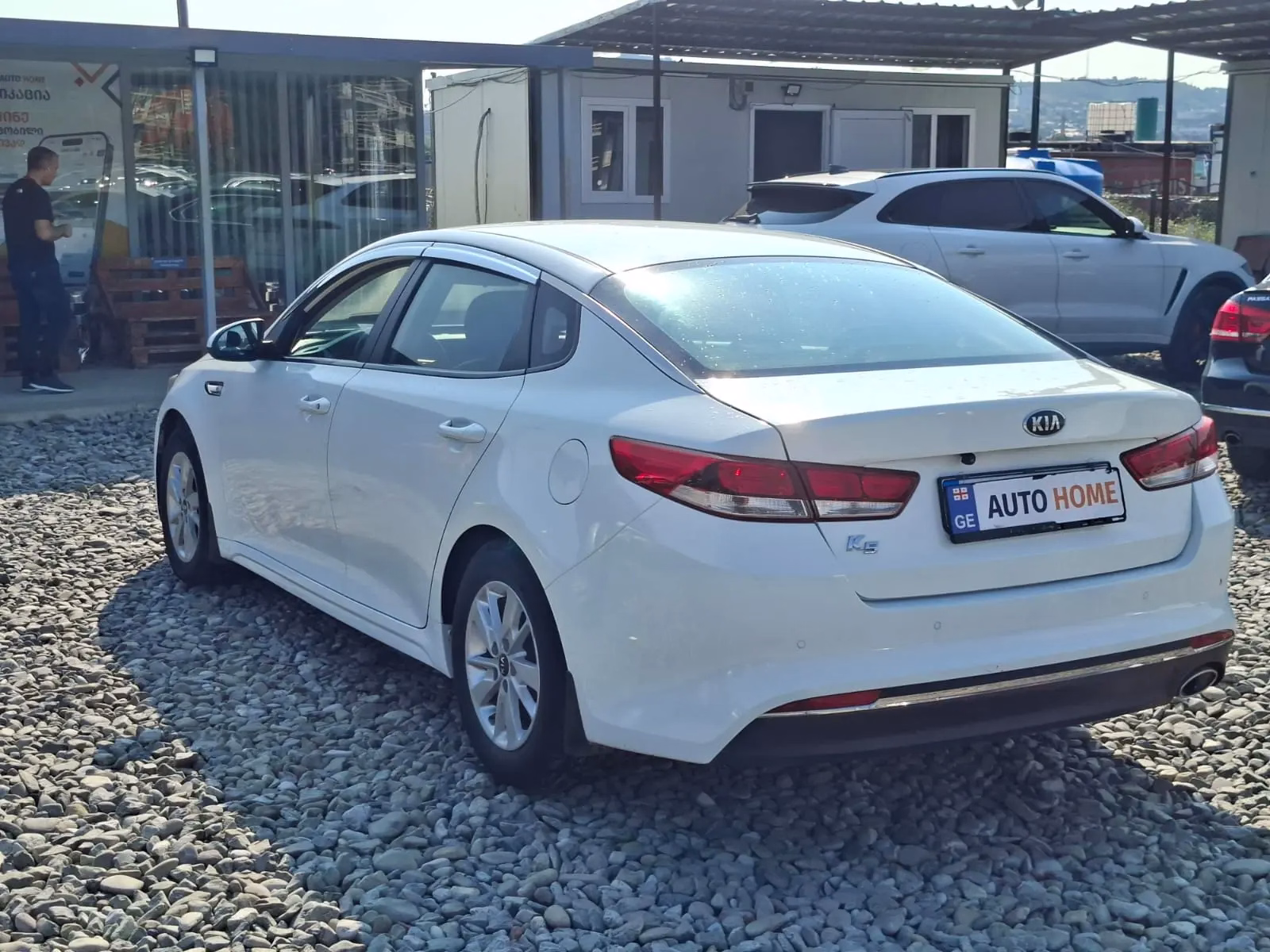 Kia K4