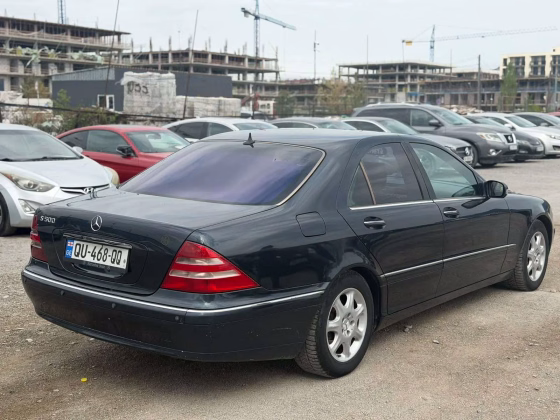 Mercedes-Benz S 500